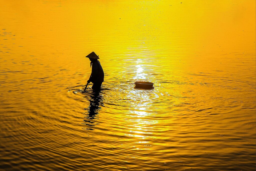 アイロンを使わずに服をきれいに仕上げる方法は？