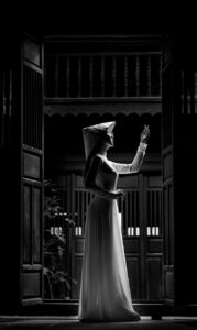 社会人が部屋の物が多いときに試すべき減らす方法は？